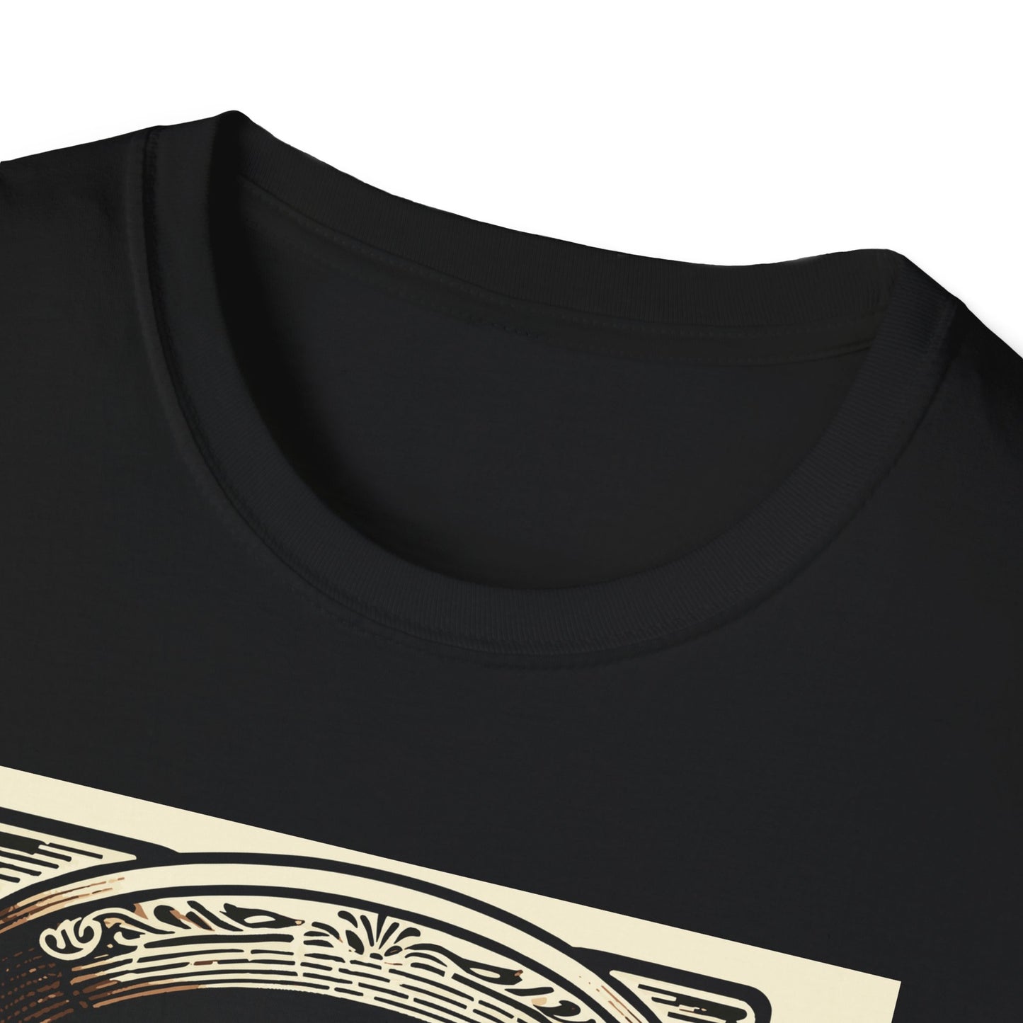 El Solitario Muerto - Unisex Softstyle T-Shirt